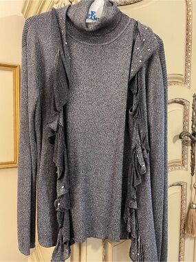 Bloomingdale’s Metallic Gray Ruffle Turtleneck Sweater Set two piece XL